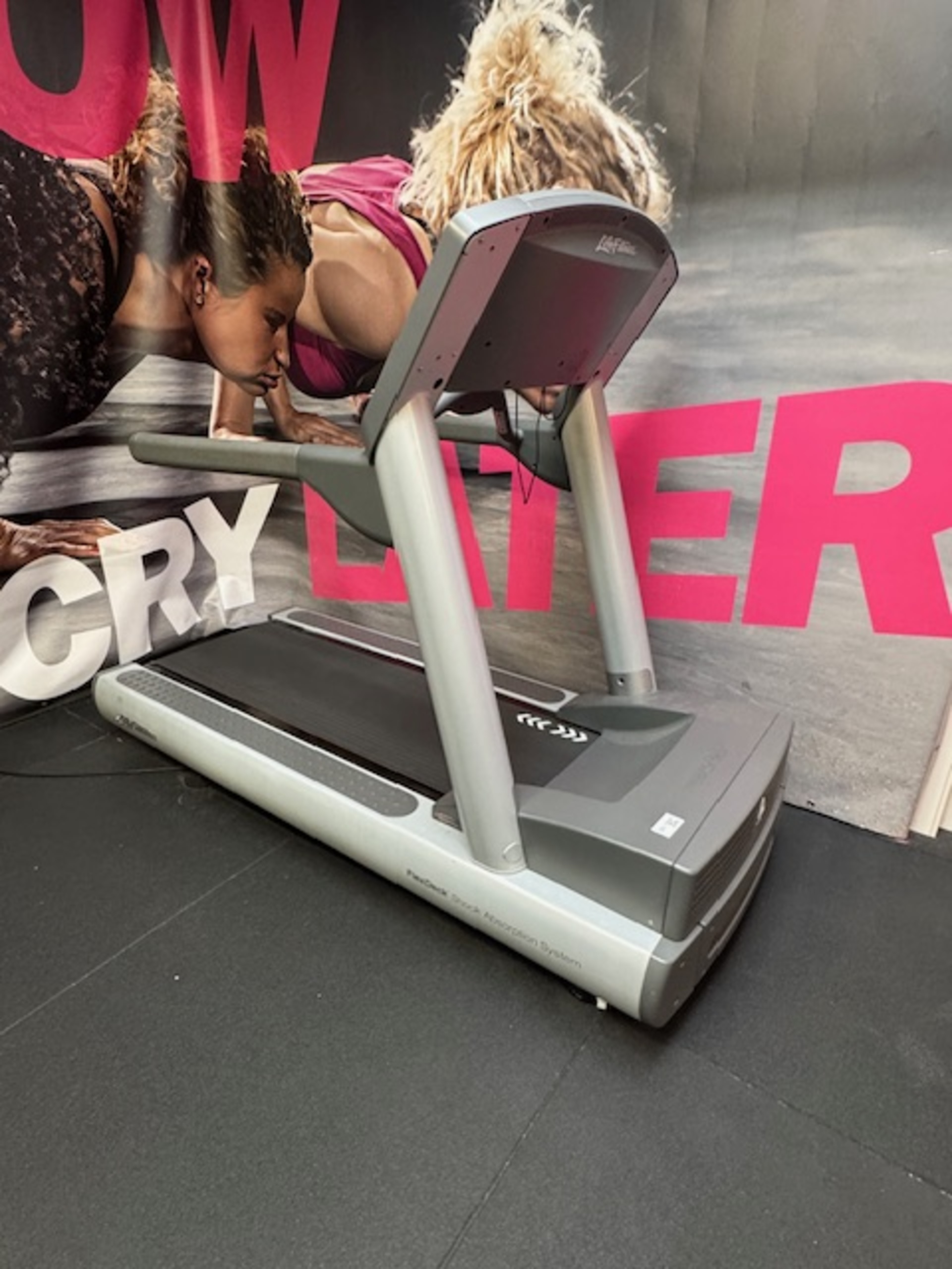 Loopband Life Fitness, CLST Integrity Series